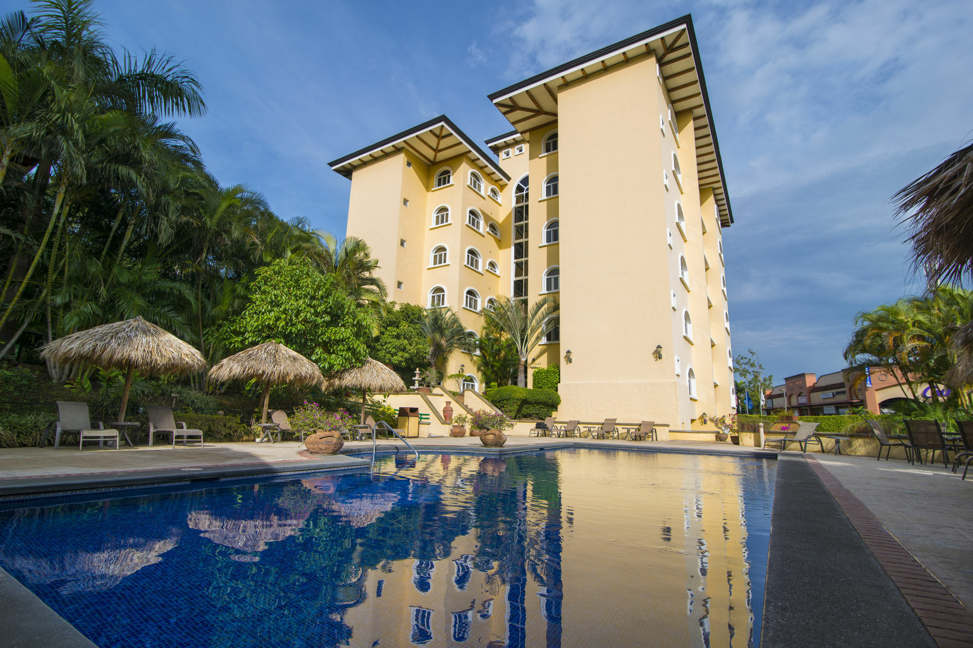 Apartotel & Suites Villas Del Rio San José Zewnętrze zdjęcie