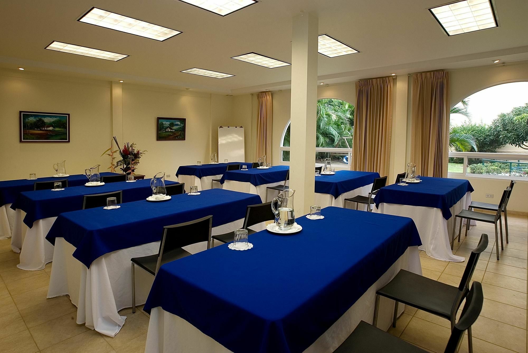 Apartotel & Suites Villas Del Rio San José Zewnętrze zdjęcie
